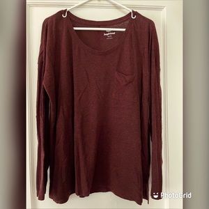 Old navy long sleeve shirt